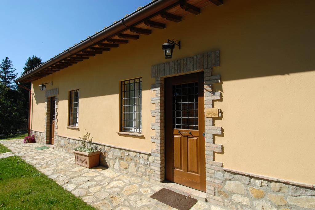 Agriturismo Tenuta Conti Faina Fratta Todina Cameră foto