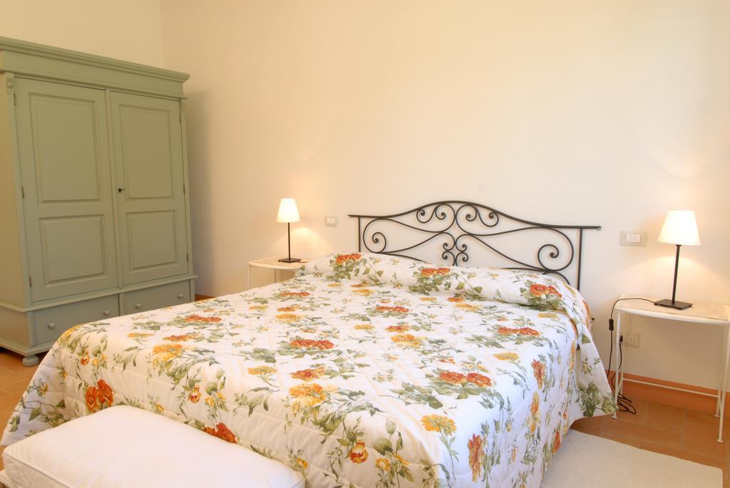 Agriturismo Tenuta Conti Faina Fratta Todina Cameră foto